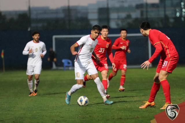 国青迪拜拉练首胜 胡荷韬进球1比0战胜叙利亚